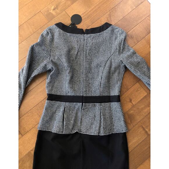 NWT Womens Black White Herringbone Split Neck dress size M - Picture 10 of 12